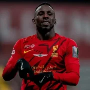 Julián Quiñones superó a Cristiano Ronaldo y marca historia en Arabia