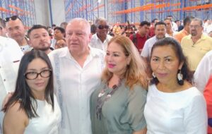 A la reunión asistieron políticos de todos los colores