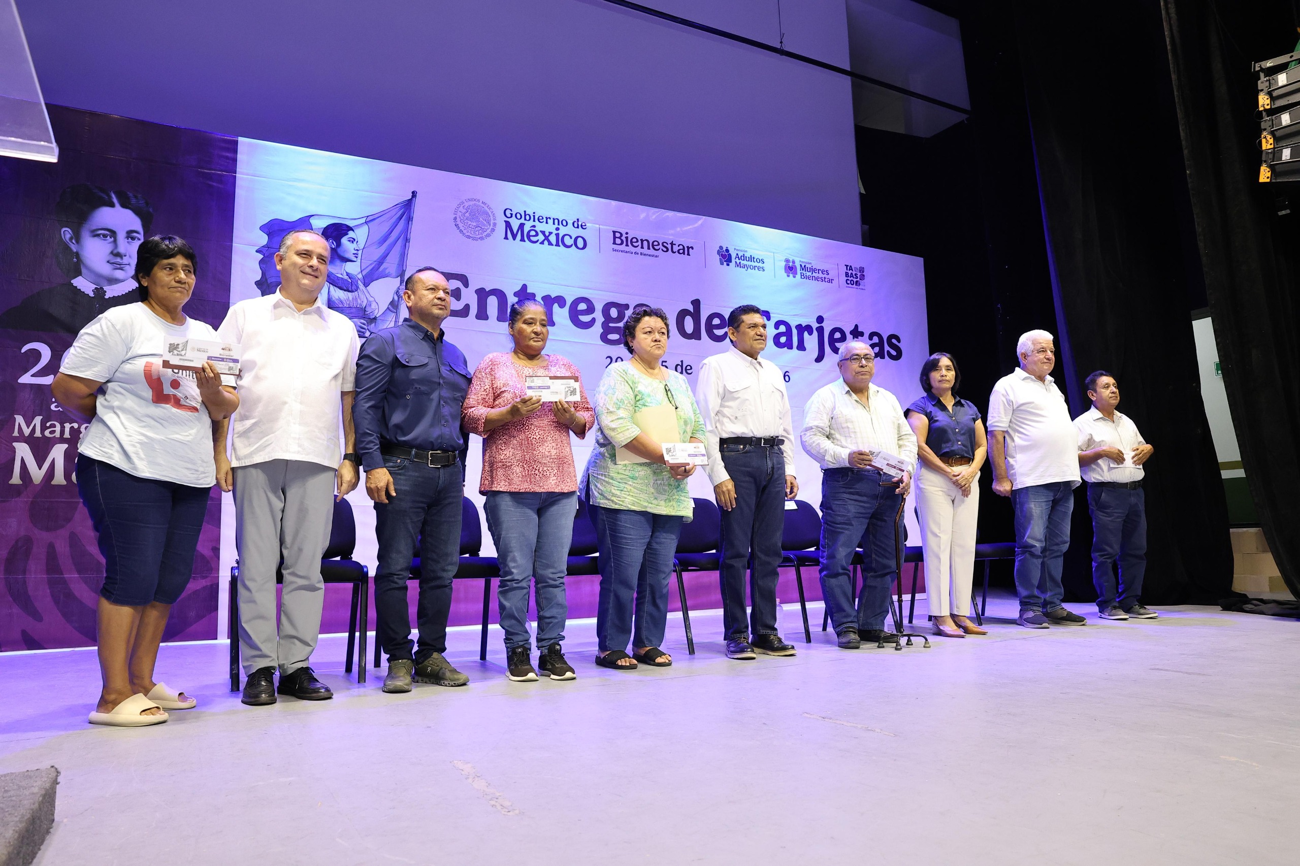 Reconocimiento a mujeres y adultos mayores