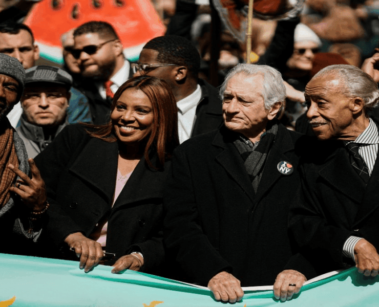 Robert De Niro se suma a protesta masiva contra Trump