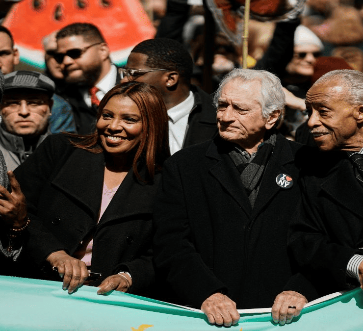 Robert De Niro se suma a protesta masiva contra Trump