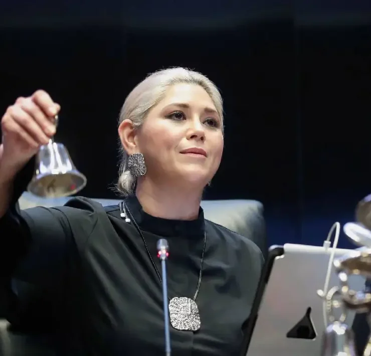 Senado aprueba reforma que exigirá derechos laborales