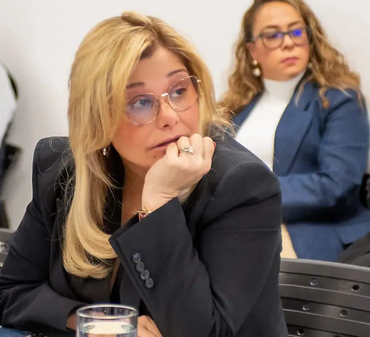 Senado cita a gobernadora de Chihuahua