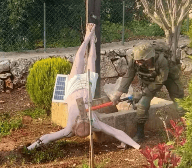 Soldado israelí profana estatua de Cristo en Líbano