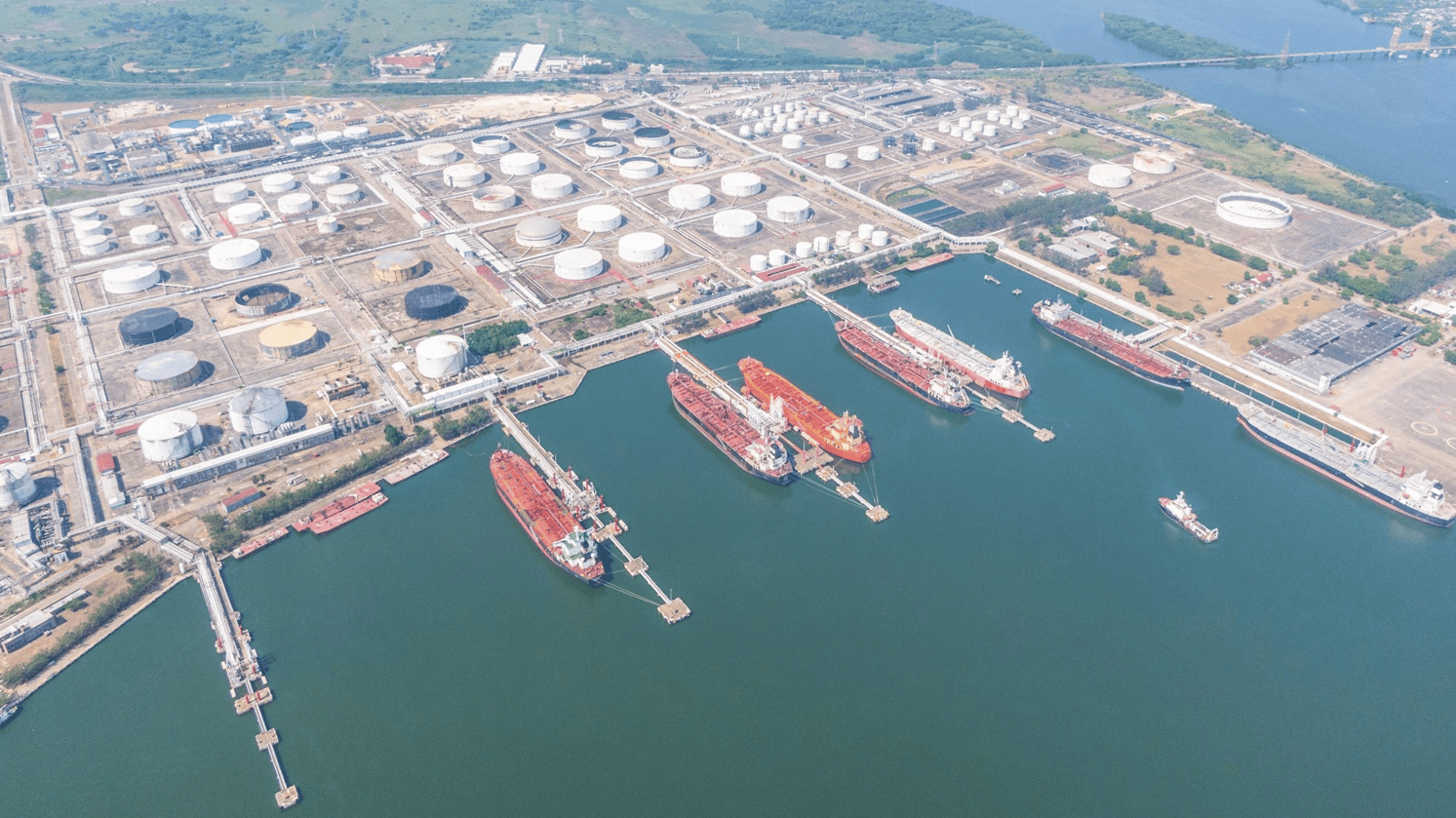 Tabasco impulsa nuevas rutas marítimas desde Dos Bocas