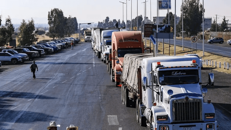 Transportistas y campesinos confirman paro nacional
