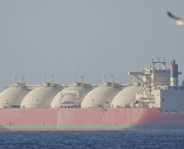 Trump ordena destruir buques iraníes