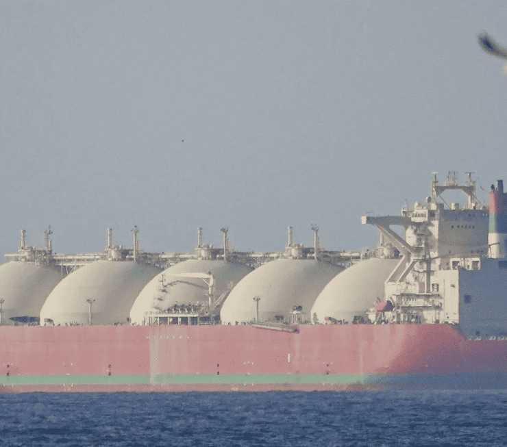 Trump ordena destruir buques iraníes