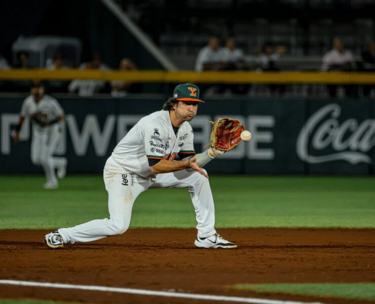 Veracruz sorprende y toma ventaja en emocionante duelo inicial