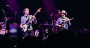 Miles de asistentes disfrutarán del Concierto de Bacilos en Mérida, uno de los espectáculos más esperados de la Noche Blanca 2026.