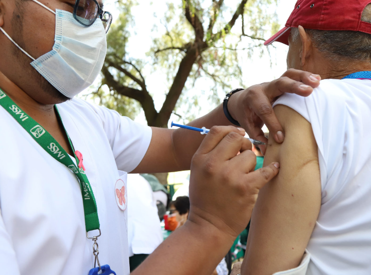 Vacunas a domicilio para evitar rebrotes en Campeche: estrategia clave de salud