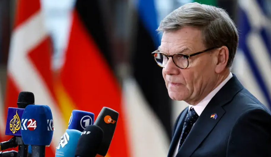 Alemania insta a Rusia a aceptar el alto al fuego propuesto por Ucrania