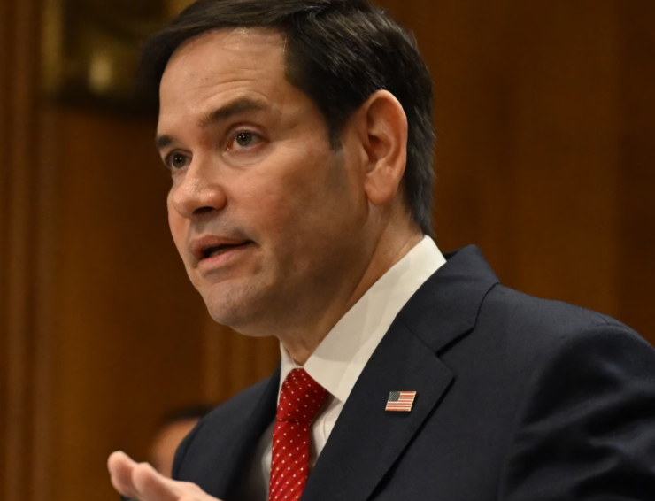 Marco Rubio planea hablar de Cuba con el Papa durante su reunión