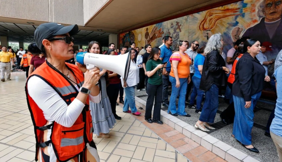 Prevención de huracanes y sismos en Campeche