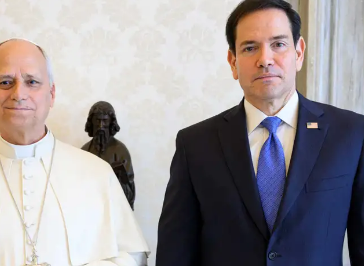 Rubio llega al Vaticano para hablar con el papa