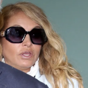 Paulina Rubio en un nuevo pleito legal frente al tribunal de Miami