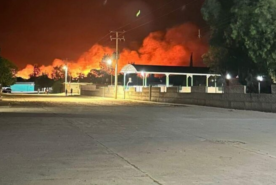 Controlan incendio en pipa antes de una explosión