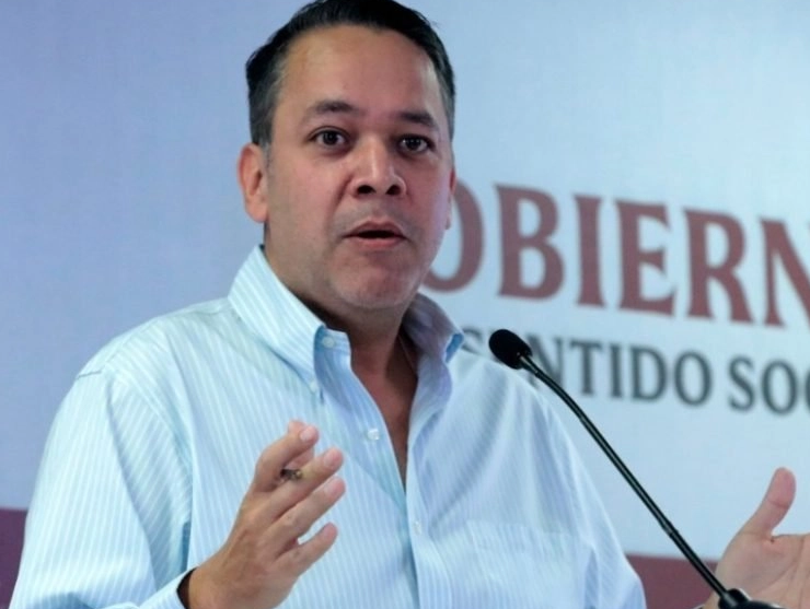 Ex secretario de Finanzas de Sinaloa, se entrega a autoridades judiciales de EU
