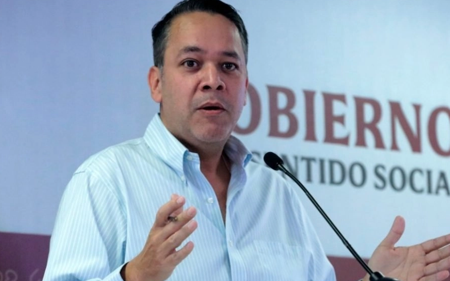 Ex secretario de Finanzas de Sinaloa, se entrega a autoridades judiciales de EU