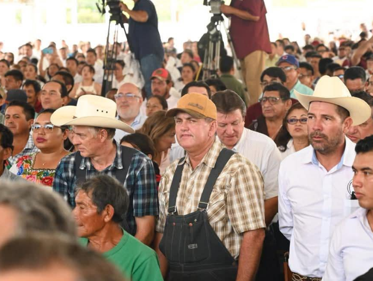 Campeche pide justicia social sobre la leche: ¡impactante cambio!