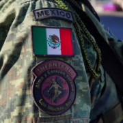Al menos 10 muertos en ataque armado en Puebla