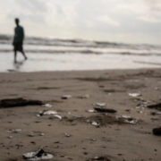 Pescadores piden mesa de dialogo urgente por nuevo derrame