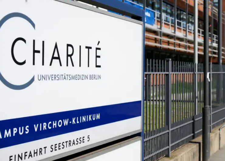 Médico estadounidense es tratado por Ébola en Alemania