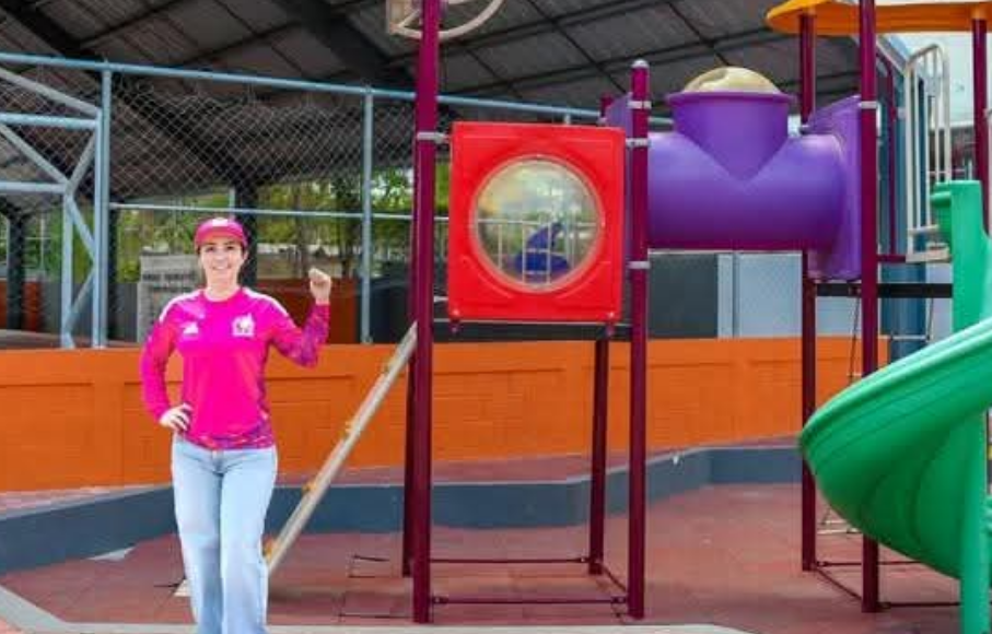 Vecinos denuncian abandono de espacios públicos