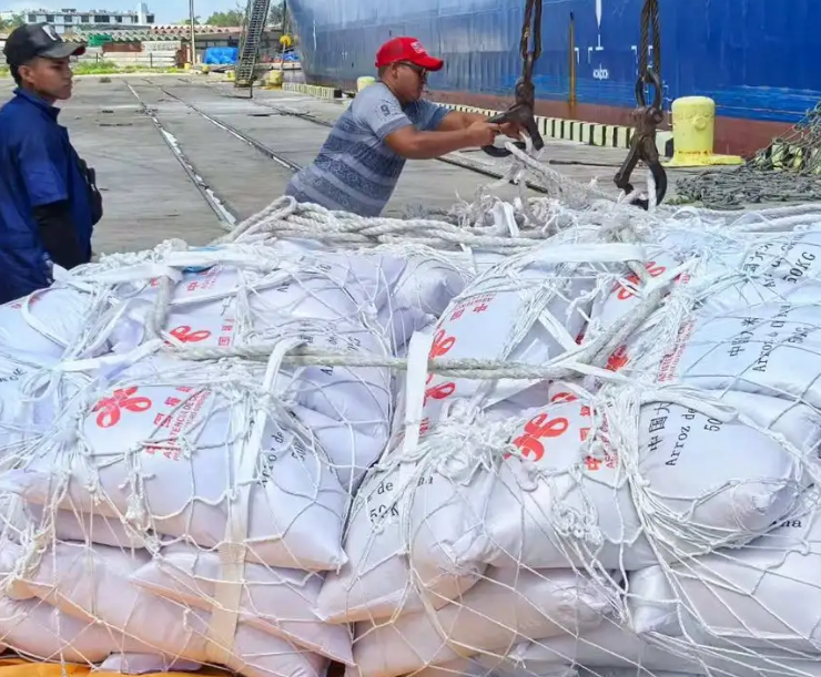 Cuba recibe cargamento de 15 mil toneladas de arroz de China