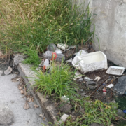 Riesgo de inundación en Santa Lucía por basura en alcantarillas