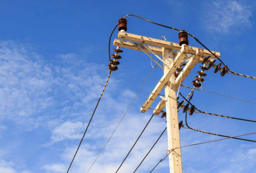 Barrio de Santa Ana pasa más de 24 horas sin luz: caos eléctrico