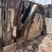 Tormenta entierra patrimonio de familias: caos en Campeche