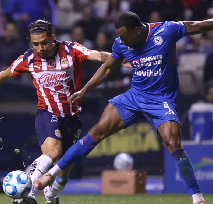 Chivas y Cruz Azul dejaron todo para la vuelta con goles y emociones