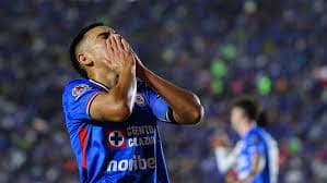 La intensidad se apoderó del Olímpico Universitario, donde Pumas y Cruz Azul dejaron todo listo para definir al campeón este domingo.