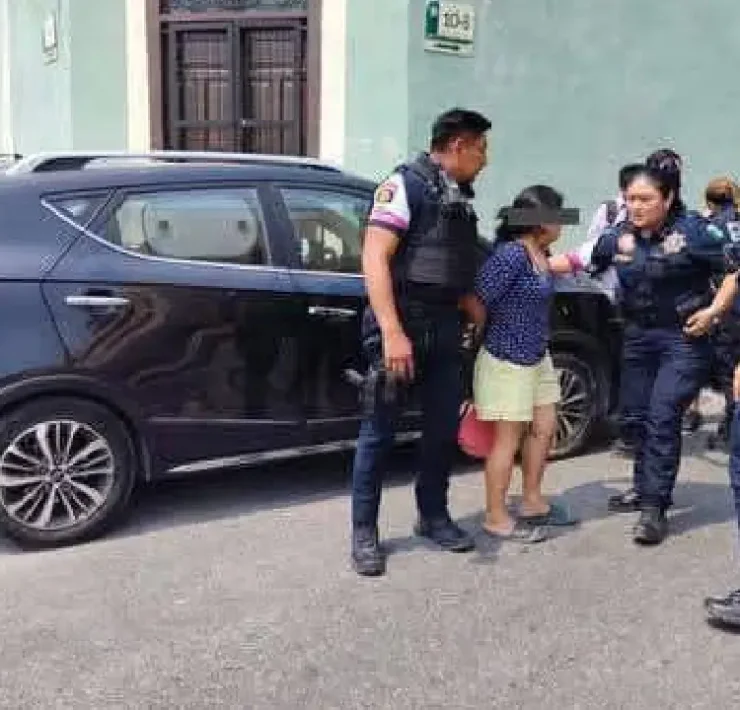 Detienen a dos mujeres tras presunta agresión durante diligencia judicial