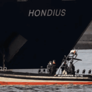El crucero MV Hondius inicia desembarco en Tenerife