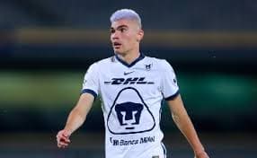 Johan Vásquez fue uno de los pilares defensivos de Pumas en el Guardianes 2020 y brilló durante la histórica campaña universitaria