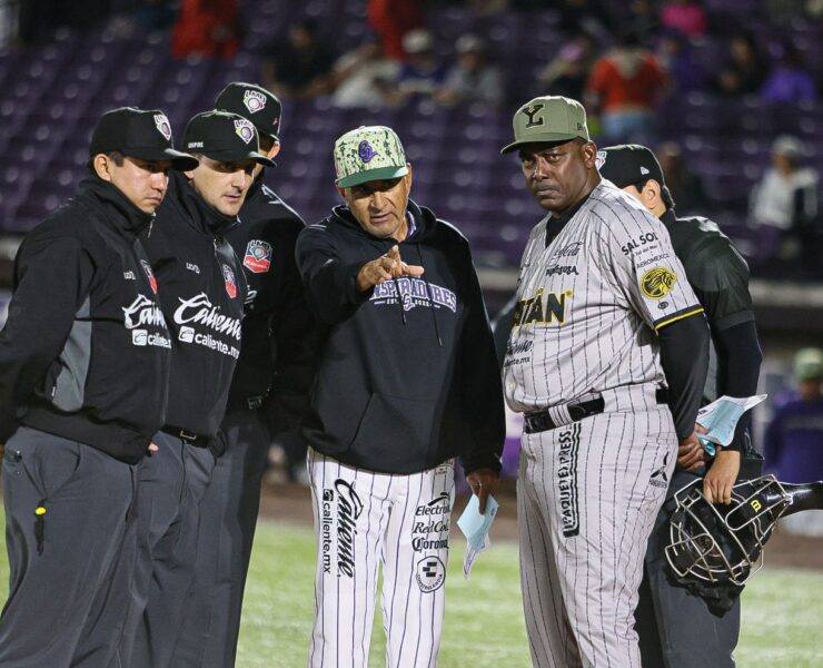 Leones blanquea conspiradores y empata la serie con dominante Pitcheo