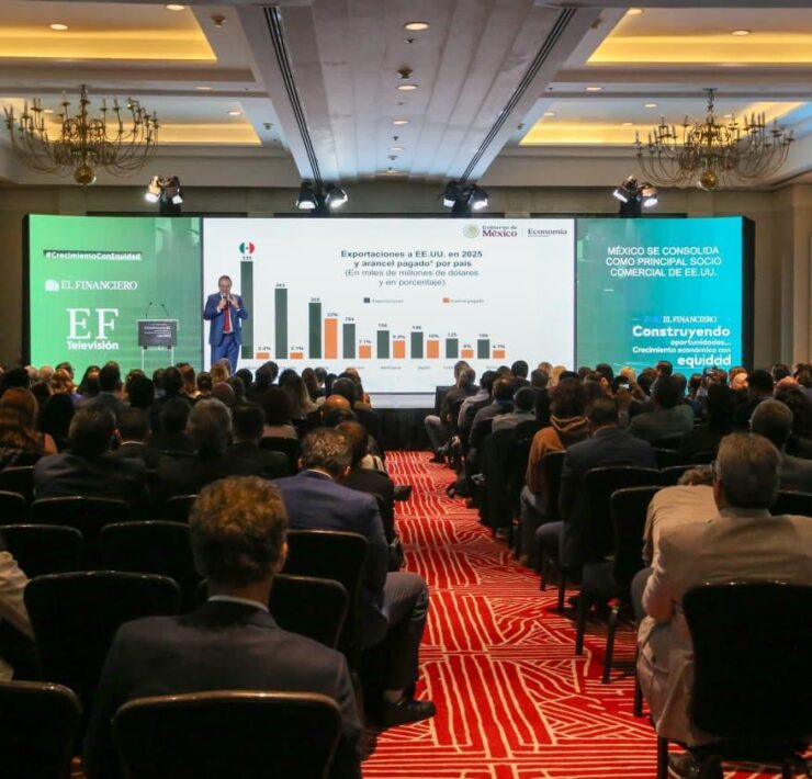 Ebrard destaca oportunidades económicas en complejo entorno global