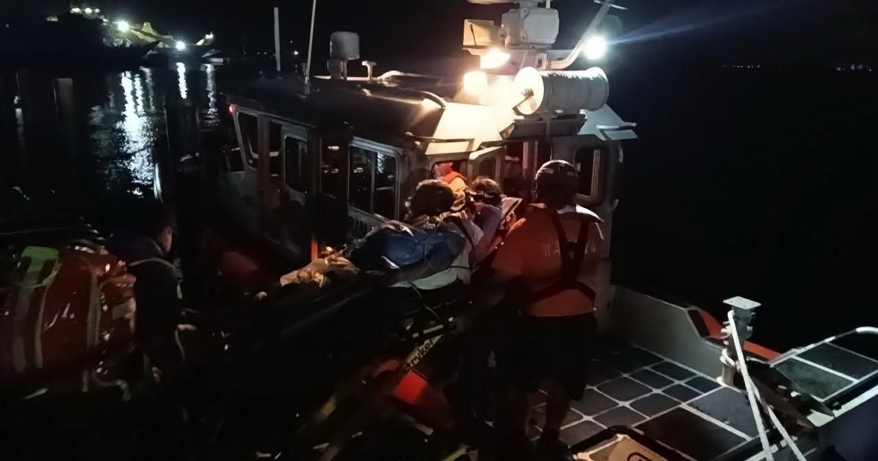 Marina traslada paciente en emergencia marítima desde Isla Mujeres