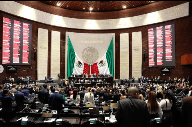Morena aplaza elección judicial hasta 2028
