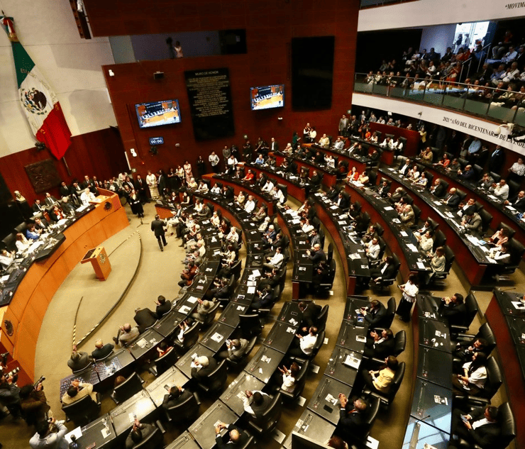 Morena respalda licencia de Rocha Moya