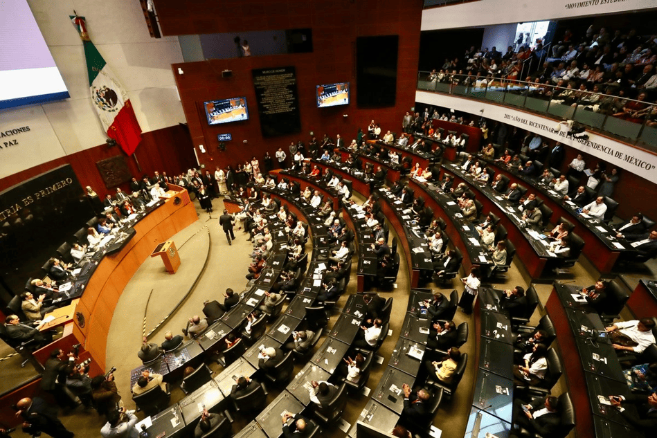 Morena respalda licencia de Rocha Moya
