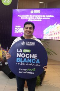 Miles de familias recorrerán Más de 5 kilómetros de arte y cultura durante La Noche Blanca en Mérida, disfrutando de música, espectáculos y actividades para todas las edades.