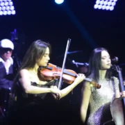 Noche mágica con Arcano deslumbró con talento y sensibilidad artística
