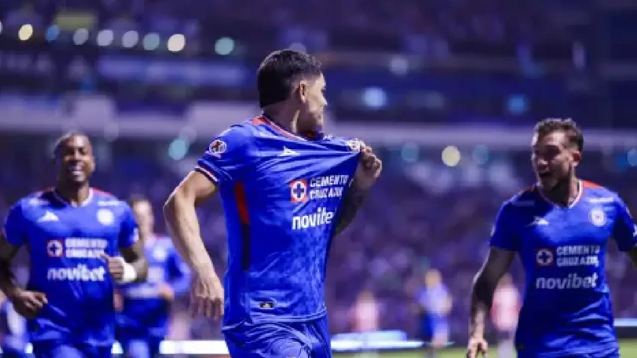 Primer finalista del Clausura 2026 Cruz Azul silenció Guadalajara