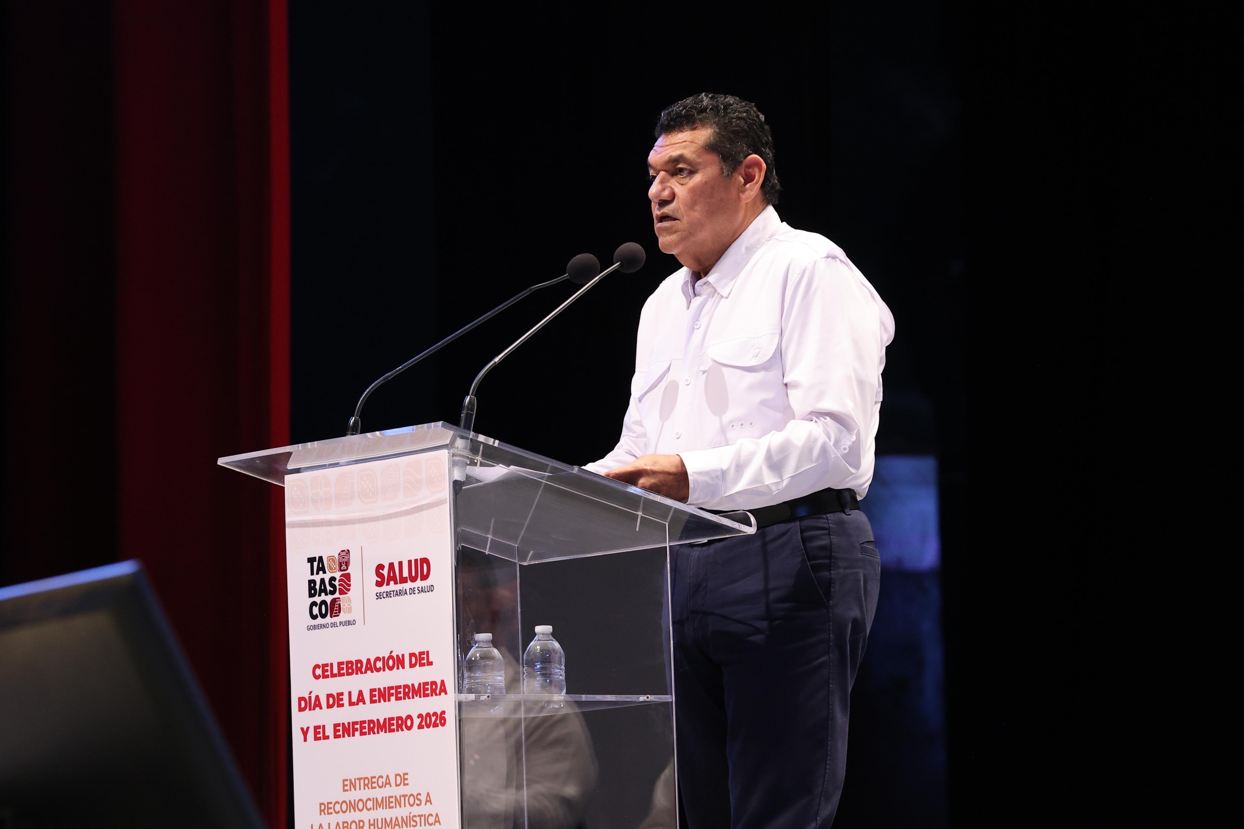 Reconocen trayectoria y vocación de servicio