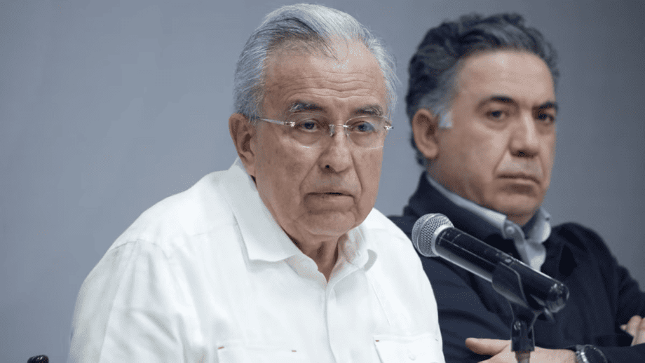 Rocha Moya comparece ante la FGR