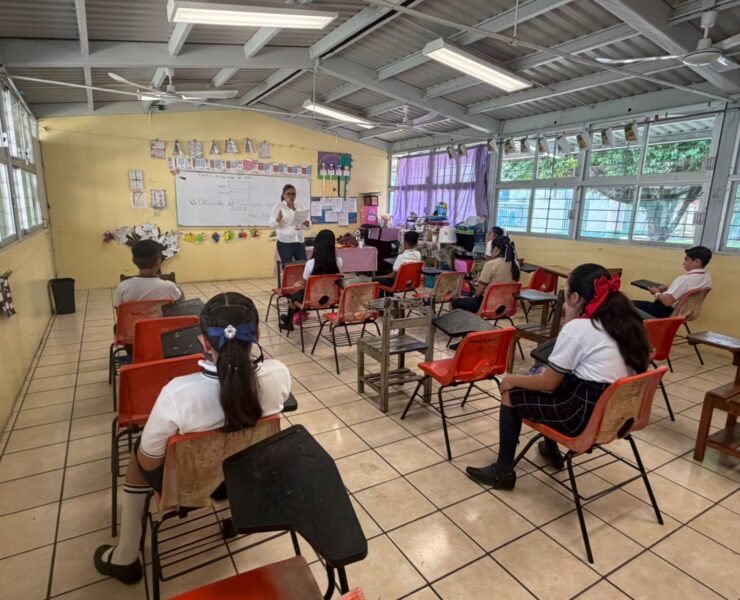 SETAB ajusta horarios escolares ante intensa ola de calor en Tabasco