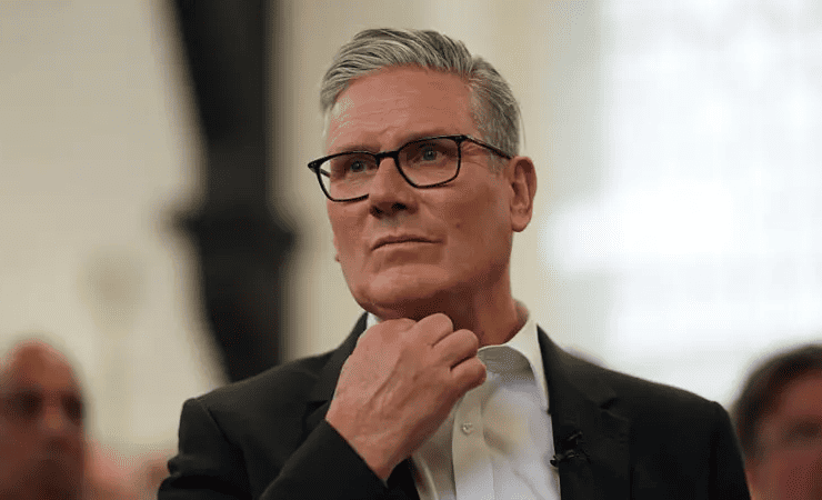 Starmer rechaza renunciar como primer ministro de Reino Unido